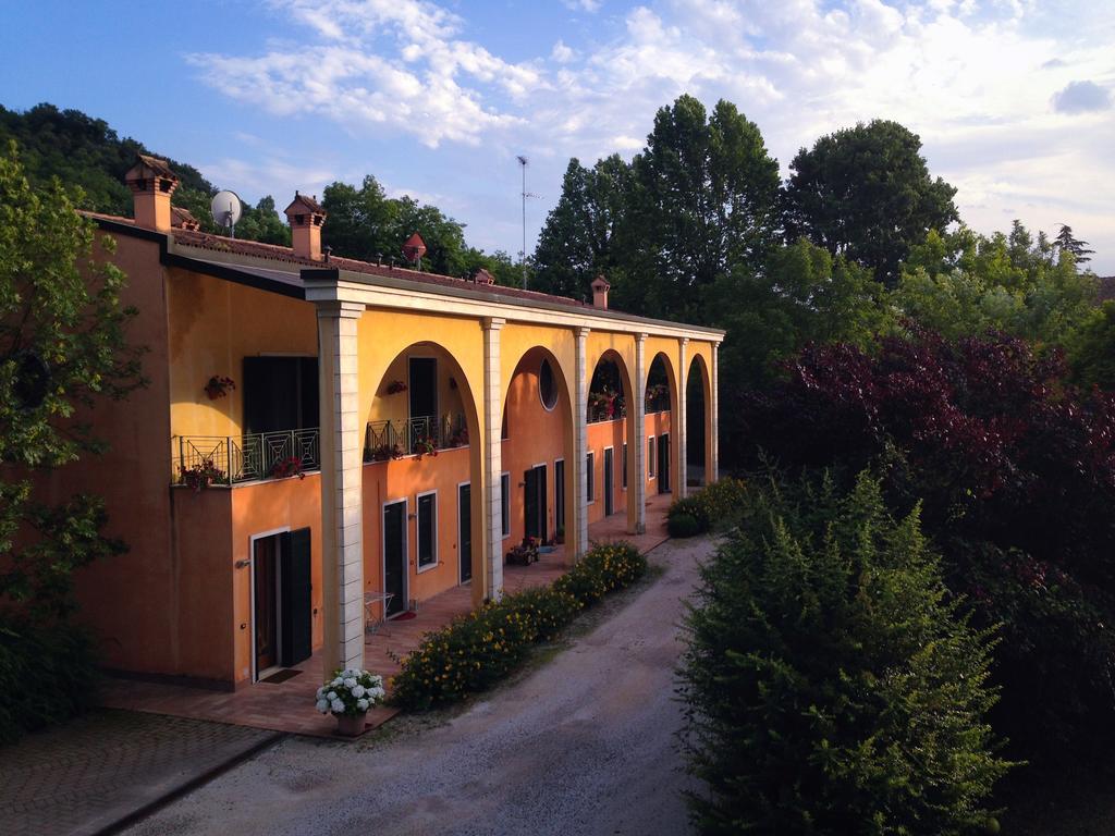 Appartamenti Di Andrea Валеджо-суль-Минчо Экстерьер фото